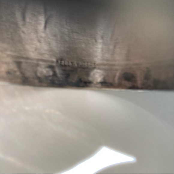 Vintage Kelly Waters Cuff Bracelet with Asian Scene - Picture 10 of 12